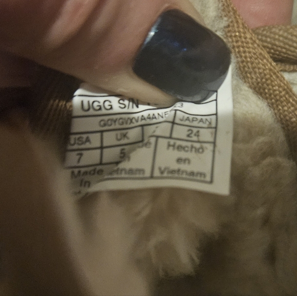 UGG Neumel Chesnut Womens Lace-up Boots. 7. - Picture 7 of 9